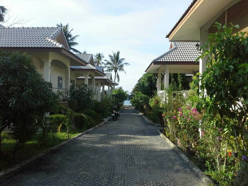 Krisada Beach Resort Mae Nam Exterior photo