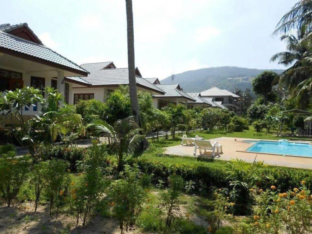Krisada Beach Resort Mae Nam Exterior photo